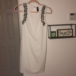 White mini dress. Size M